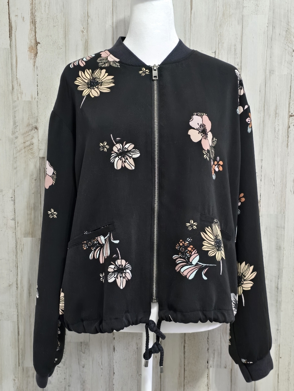 Who What Wear Black Floral Full Zip Bomber Jacket Size Large